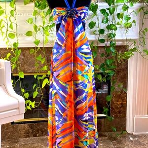 BCBG multicolored floor length maxi dress